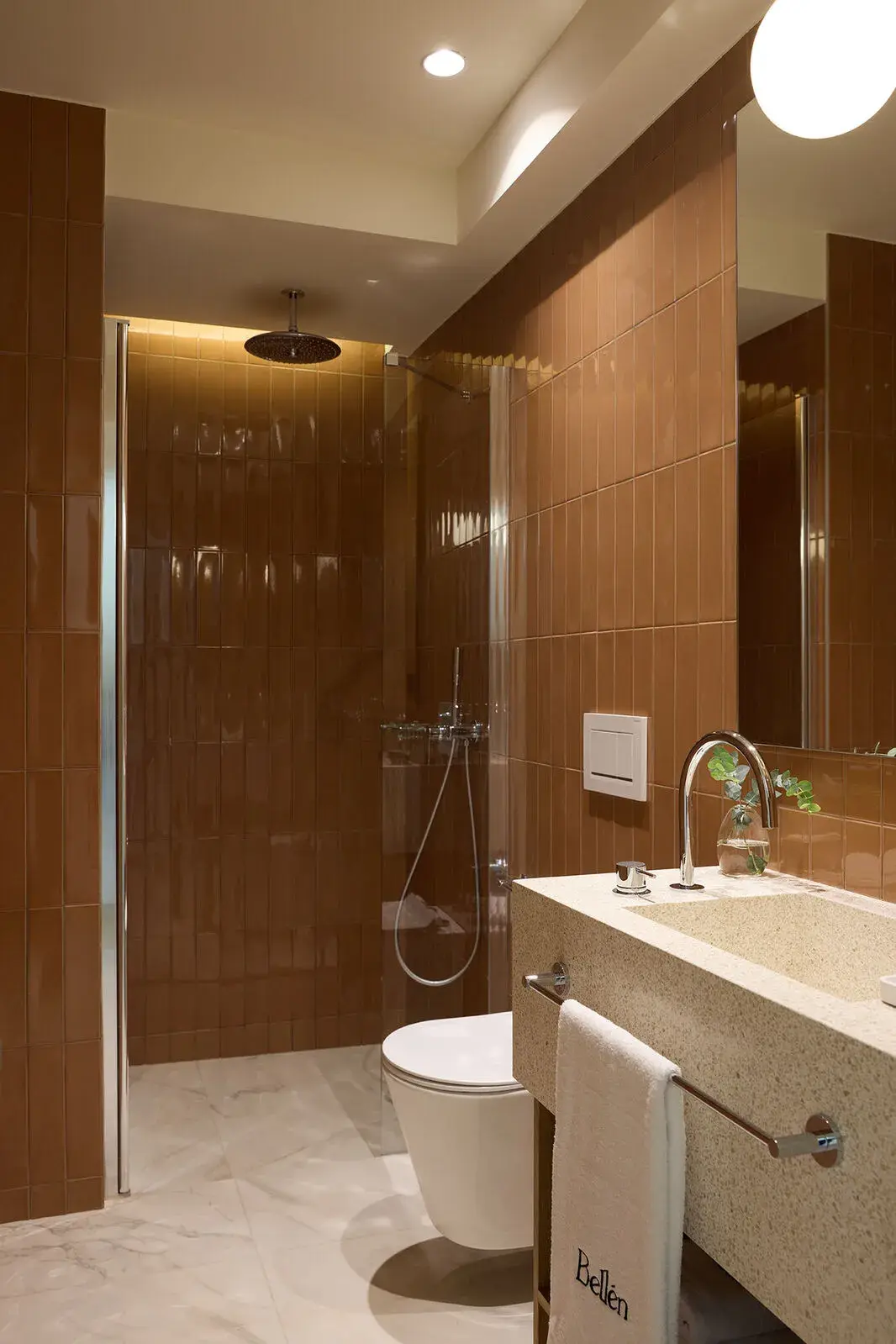 Comfort Room City View